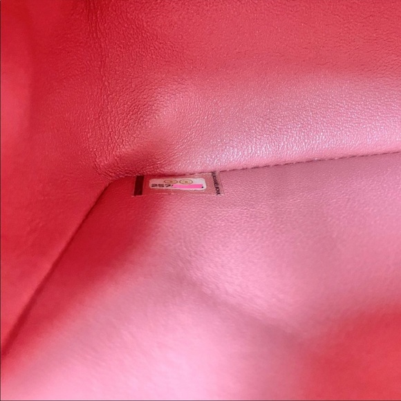 🎀 SOLD - CHANEL Caviar Leather Mini Rectangular Flap Bag - Picture 13 of 16